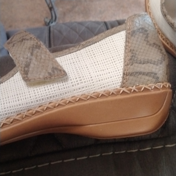 NWOT "Doris" Rieker Antistress Mary Jane - Picture 8 of 10